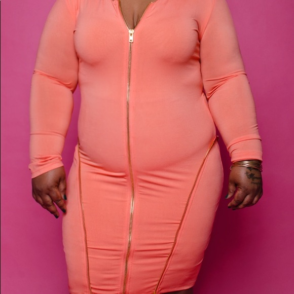 Georgia Peach Dress - Picture 2 of 2